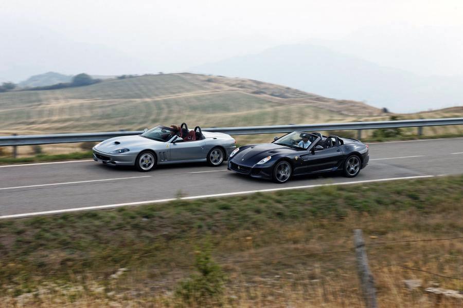  Ferrari 599 SA Aperta 2010 года  (UK) (фото 2 из 11)